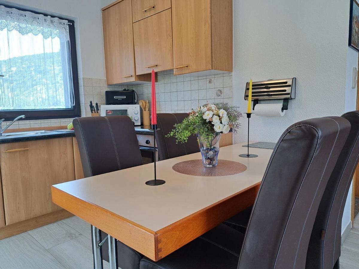 Apartments Darija & Pero Pucisca Zewnętrze zdjęcie