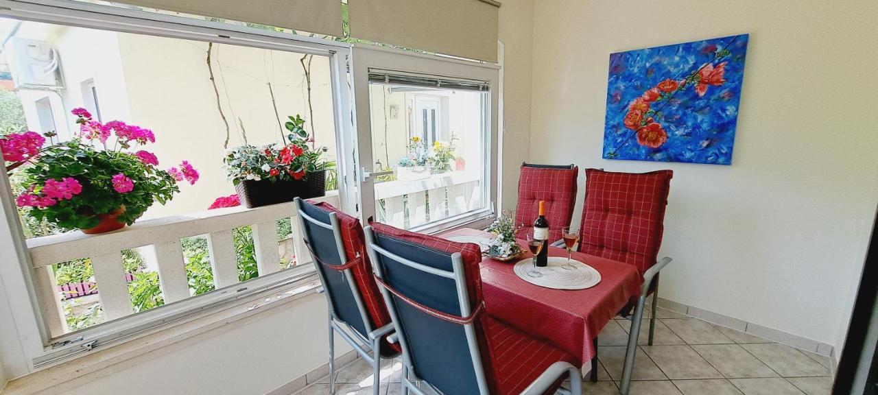 Apartments Darija & Pero Pucisca Zewnętrze zdjęcie