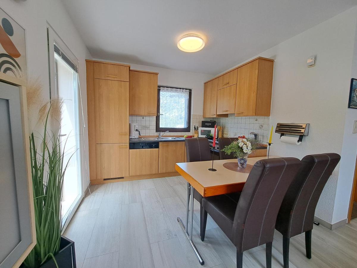 Apartments Darija & Pero Pucisca Zewnętrze zdjęcie