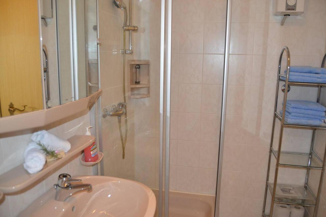 Apartments Darija & Pero Pucisca Zewnętrze zdjęcie